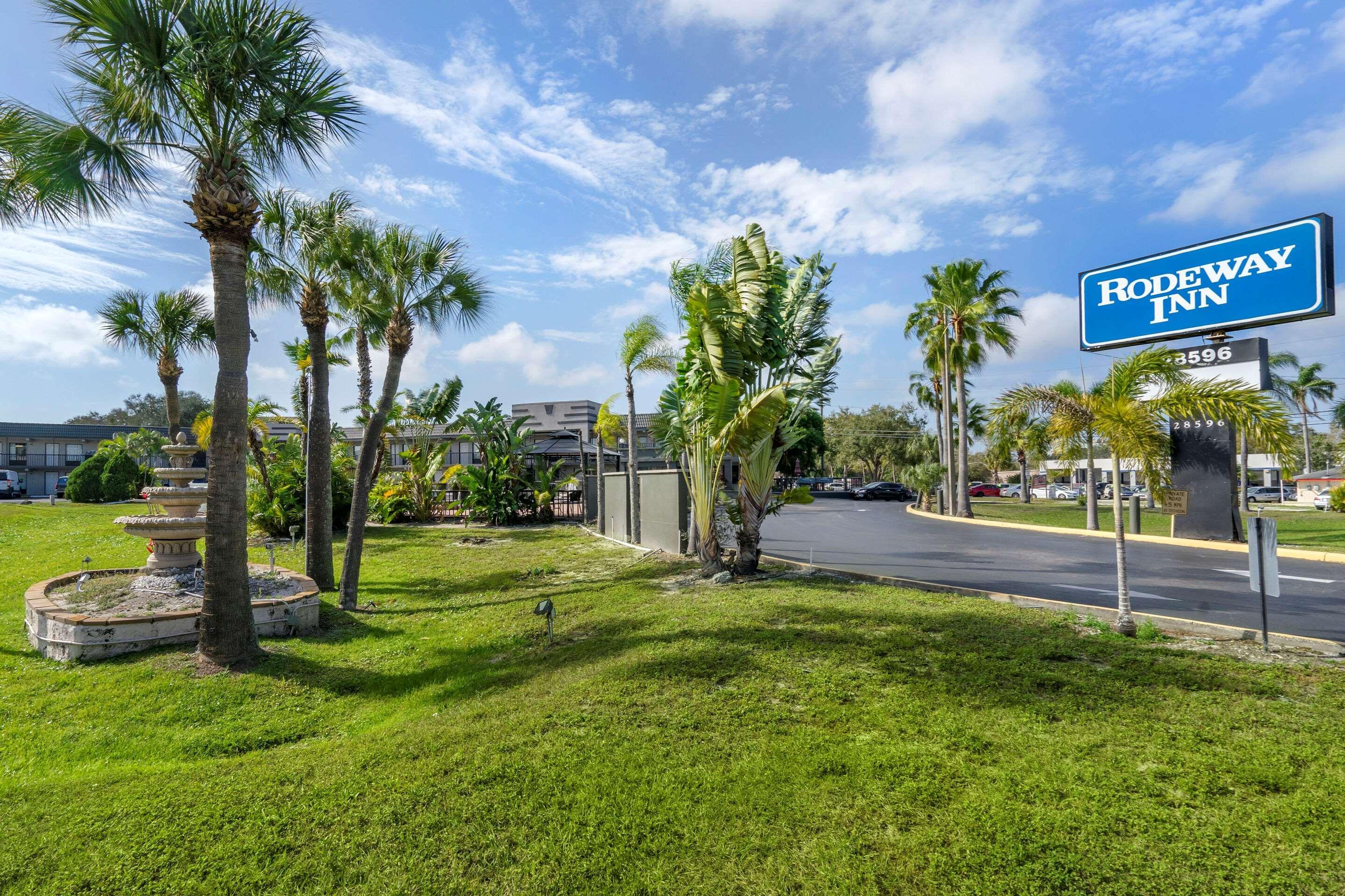 Rodeway Inn Clearwater-Dunedin ภายนอก รูปภาพ