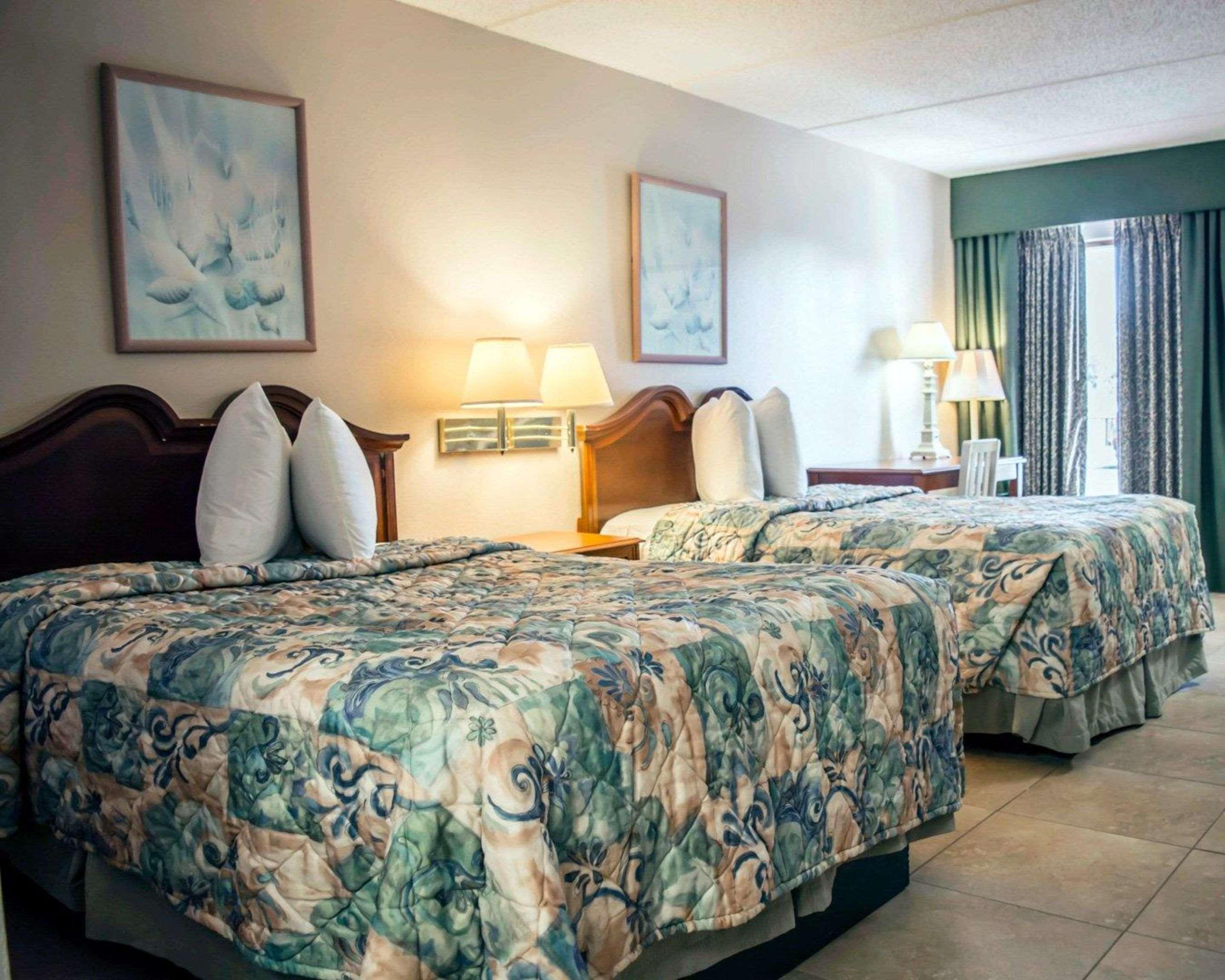 Rodeway Inn Clearwater-Dunedin ภายนอก รูปภาพ