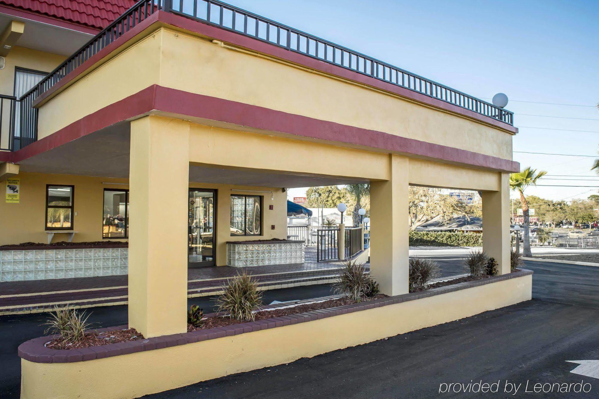 Rodeway Inn Clearwater-Dunedin ภายนอก รูปภาพ